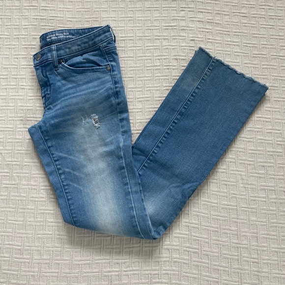 Mossimo Supply Co. Denim - Mossimo Y2K boot cut flare jeans.